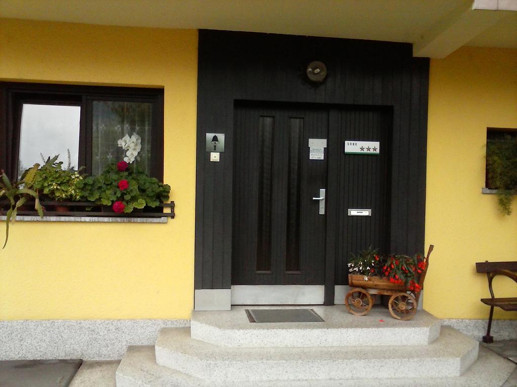 Rooms Sustersic Ljubljana Exteriör bild