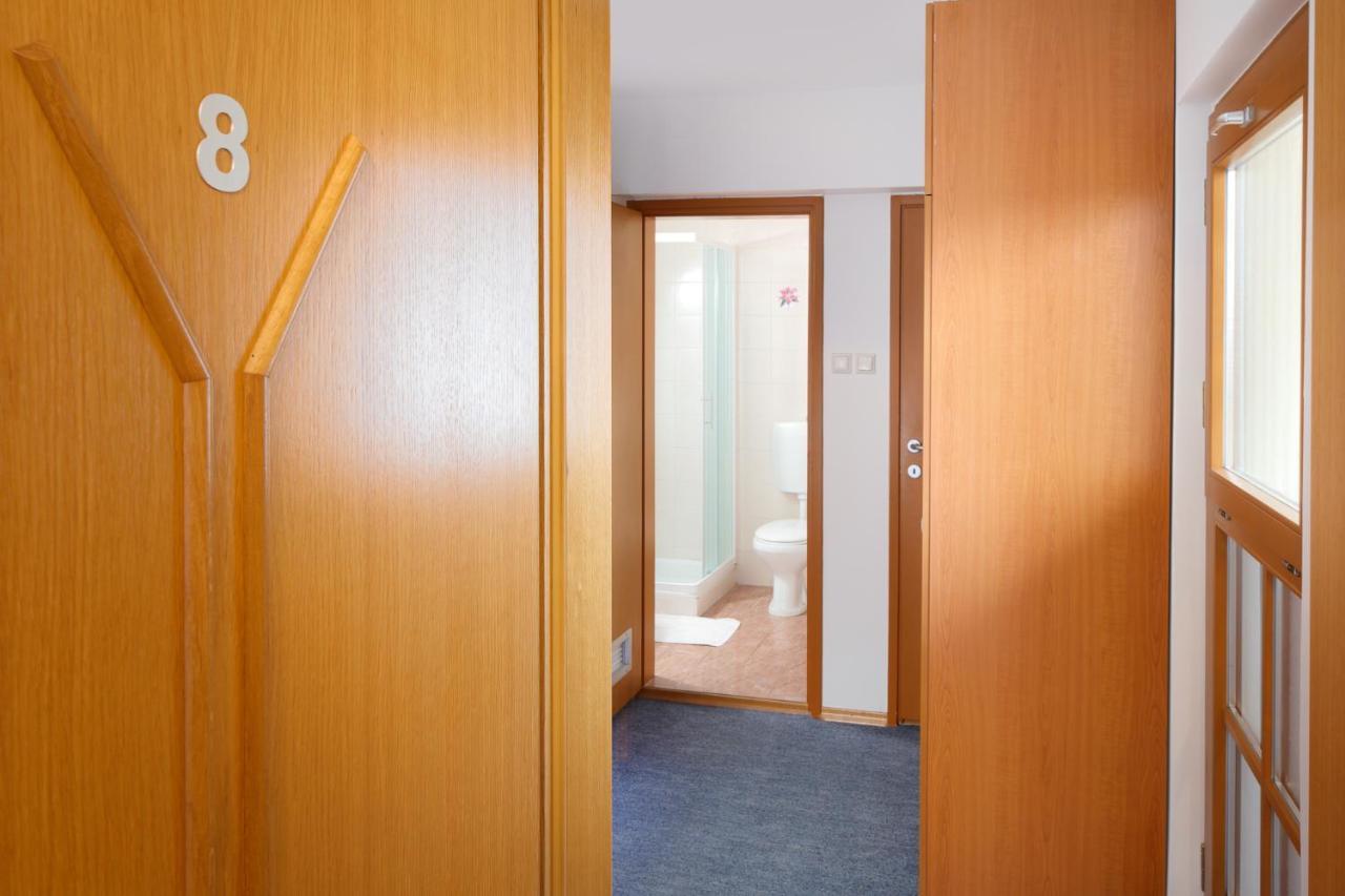 Rooms Sustersic Ljubljana Exteriör bild