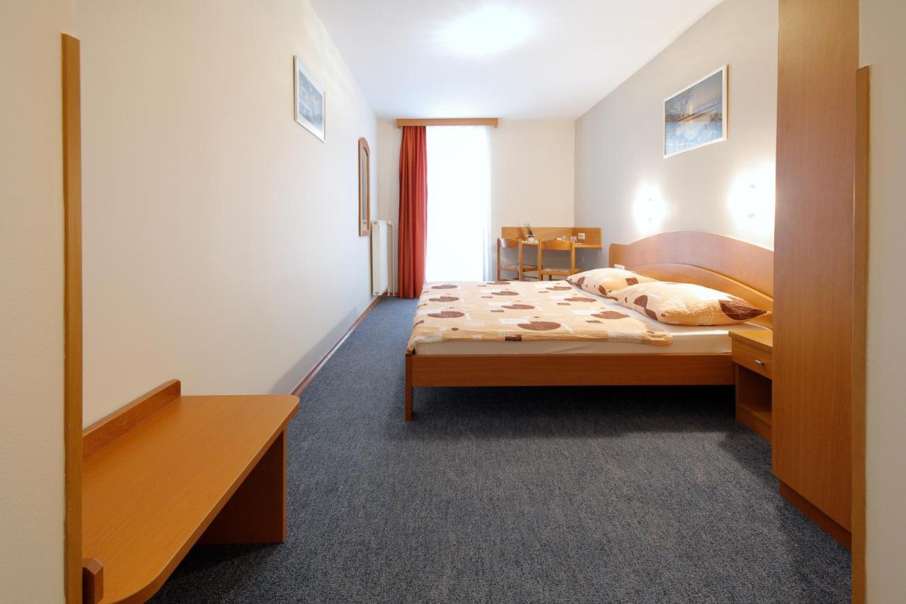 Rooms Sustersic Ljubljana Exteriör bild